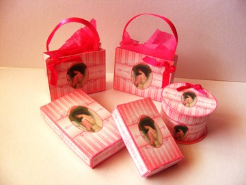 PINK BOXES & BAGS KIT DOWNLOAD